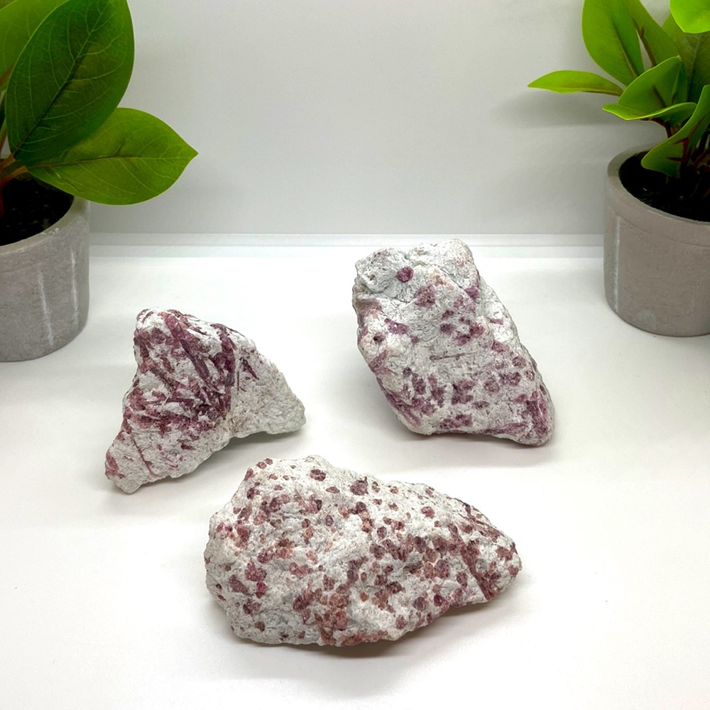 Pink tourmaline in cleavandite